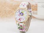 Fashion Trend Exquisite Geneva Ladies Floral Leather Watch Strap Watch