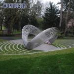 Public Stainless Steel Outdoor Sculpture Large Scale Geometric Line Splicing