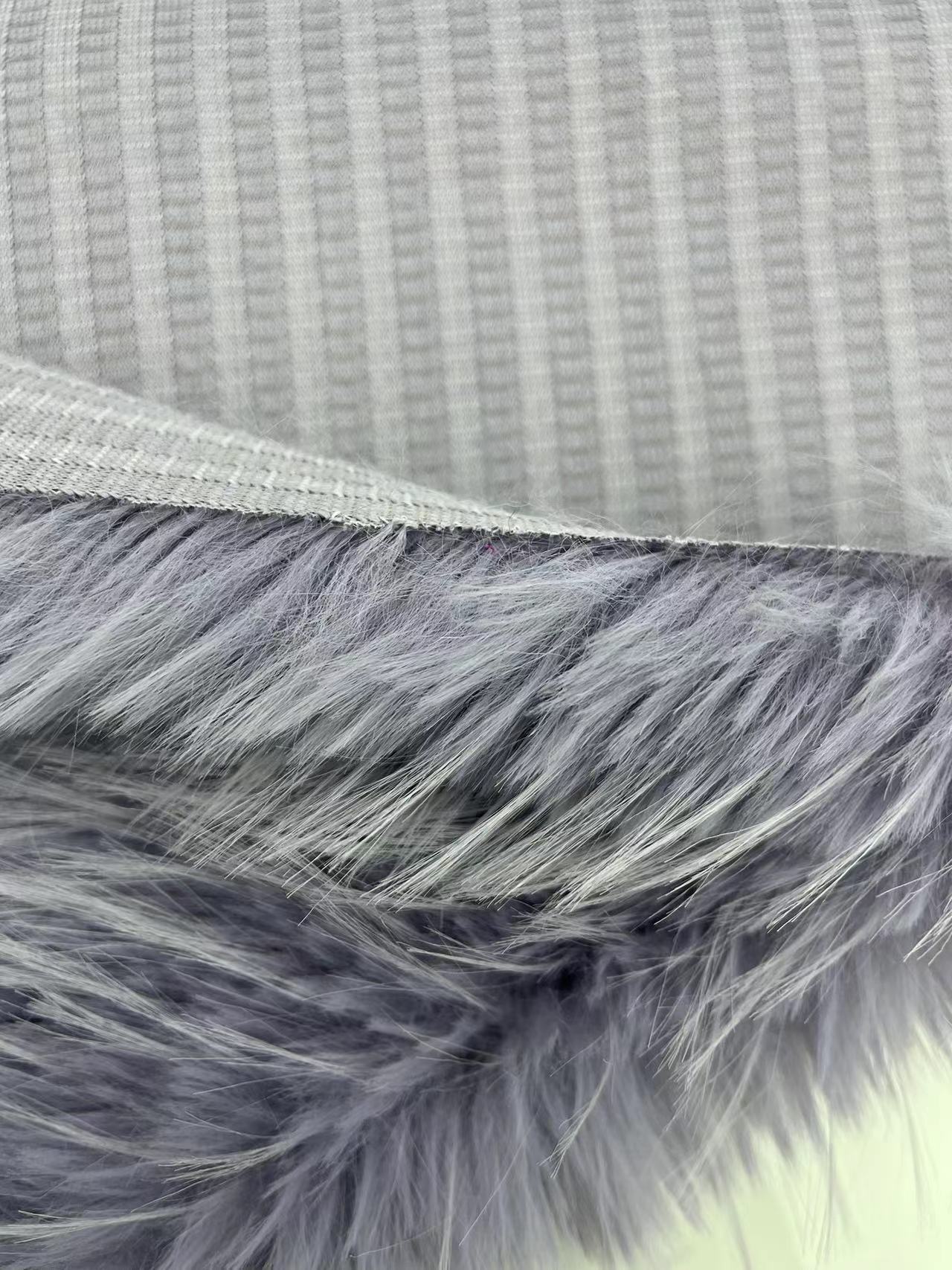 100% Acrylic Front Material Long Hair Faux Fur Fabric for Distribution
