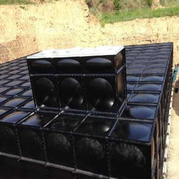 Buy cheap Rust Layer Water Storage Tank , 2 - 5 Mm Thickness Galvanized Water Tank from wholesalers