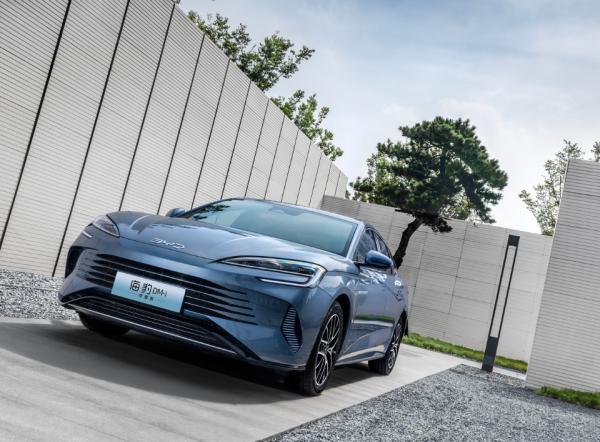 Buy cheap Adult Personal BYD EV Car Seal DM-i 1.5T Hybrid Sedan 121Km Petrol Fuel Electric Vehicle EV New Car from wholesalers