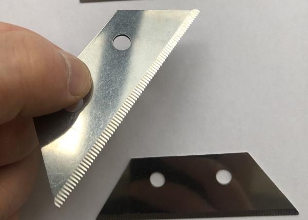 Buy cheap No Glitches 100mm Utility Knife Blades 0.01mm Carpet Cutting from wholesalers