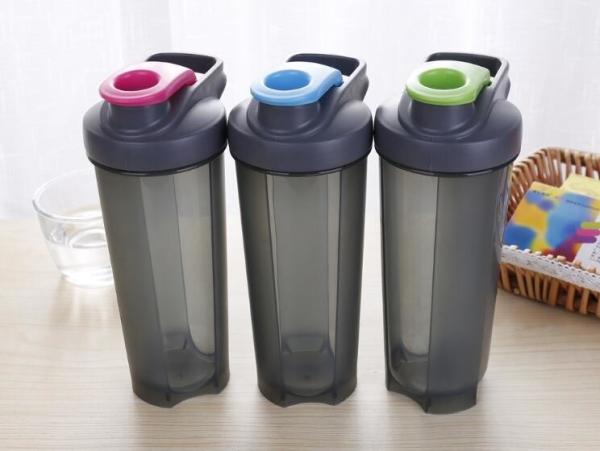 700ML portable Plastic bottle, 500ML portable Plastic Mug, Health premium