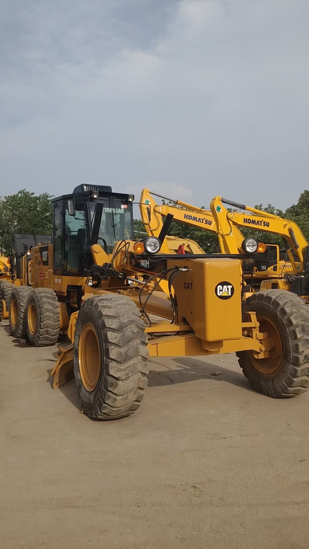 Good Condition Caterpillar CAT 140 Grader Construction Machinery CAT 140 Used Grader in Stock