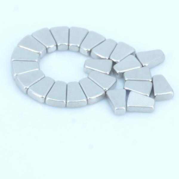 Industrial Small Rare Earth Magnets NdFeB Wireless Charging Magnets For Mobile