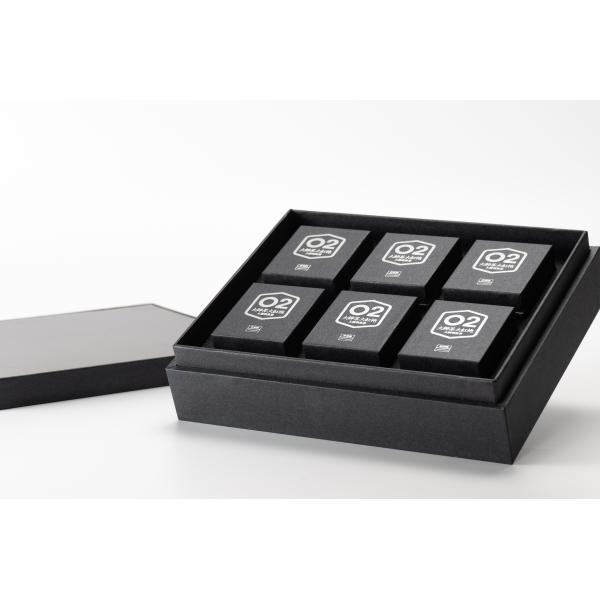 Custom embossed paper box ironing silver custom product packaging boxes