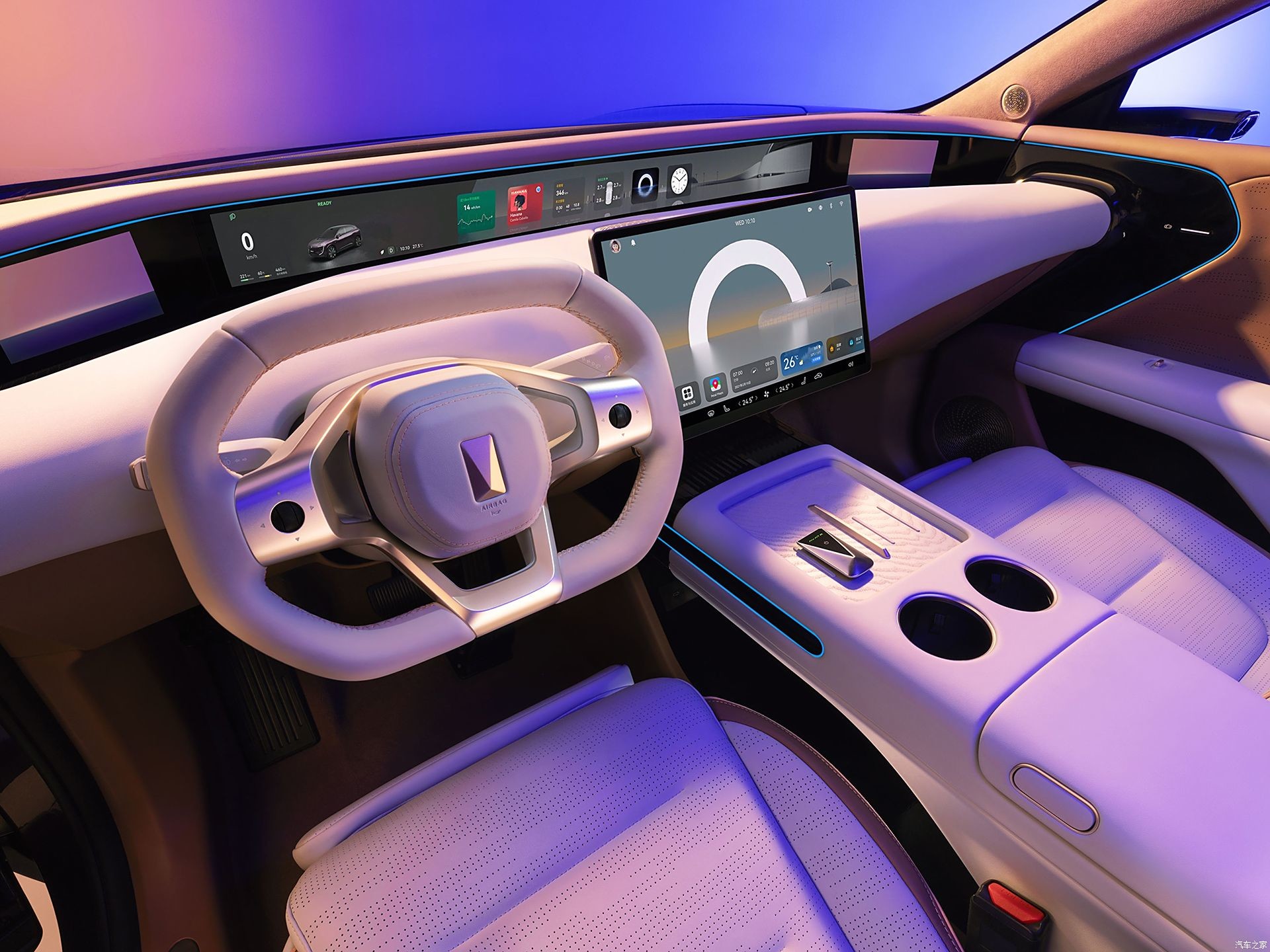 Changan Avatr 07 is a new high-end brand jointly created by CATL, Huawei, and Chang'an Automobile. It offers both hybrid and all-electric versions,