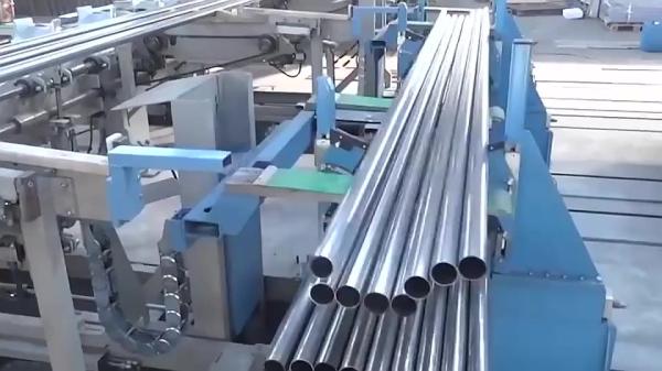 Buy cheap 304 Stainless Steel Carbon Steel Pipes AiSi Polished Abrasion Resistant from wholesalers