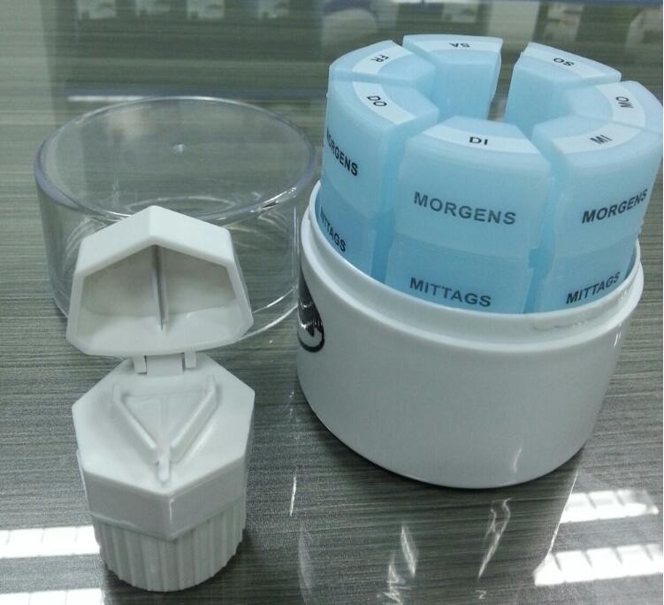 7 day a week cool detachable drugs box with 4 case each day, Safely pop-up 7case pill organizer, Mini cute compact pocke