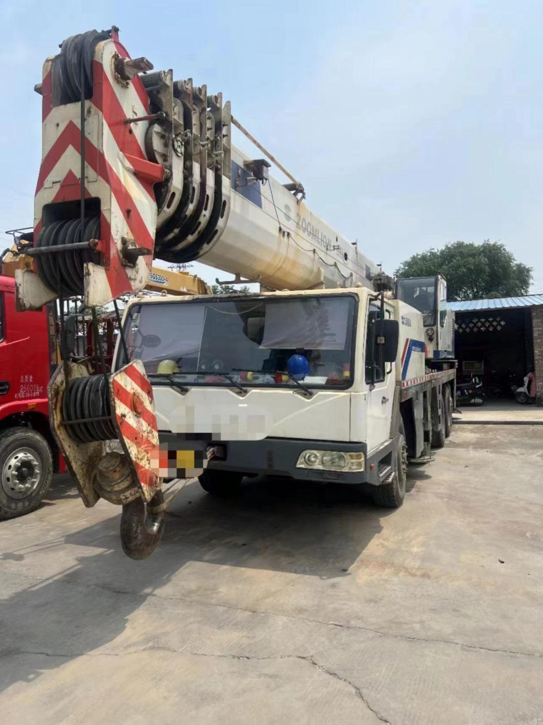 2010 Zoomlion 90t Mobile Crane Truck Crane Used Crane for Sale at Good Original Quality