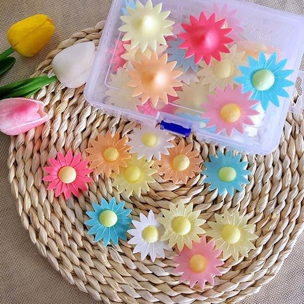 Buy cheap Wedding Party 3D Edible Decorations Edible Wafer Daisies For Bakery Cake from wholesalers