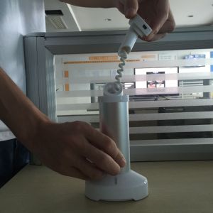 COMER Retail shop mobile phone security alarm display wall holder