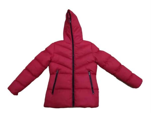 Buy cheap Ladies Red Puffa Coat Warm Waterproof Womens Red Puffer Jacket With Fur Hood from wholesalers