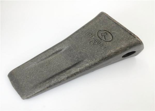 Buy cheap Medium-sized excavator parts forged bucket teeth R200 (flat head)/R200 (pointed head)/E161-3027/1171-00041/E161-3027RC from wholesalers