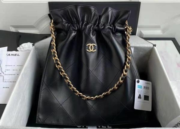 Buy cheap Bucket Genuine Leather Shoulder Handbag , 30cm Black Chain Handbag from wholesalers