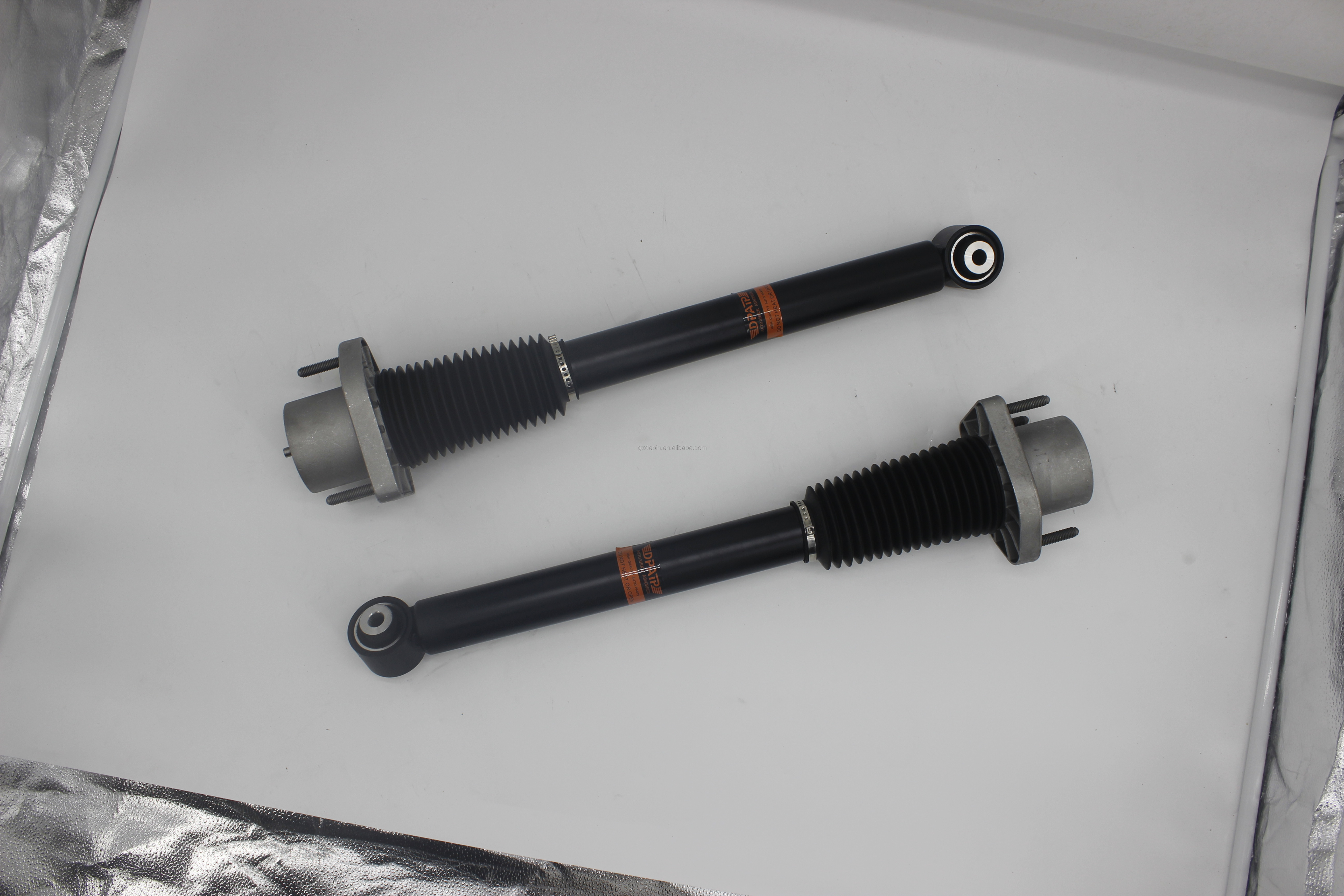 Rear Air Suspension Shock LR045269 LR045270 LR047132 LR047323 LR105979 LR047324 LR047323 LR034265 for Range Rover