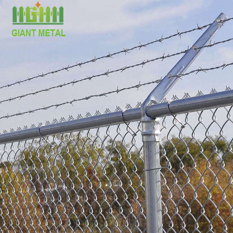 High Security 18Ga - 13Ga 5 Foot Chain Link Fencing With Barbed Wire Antiwear