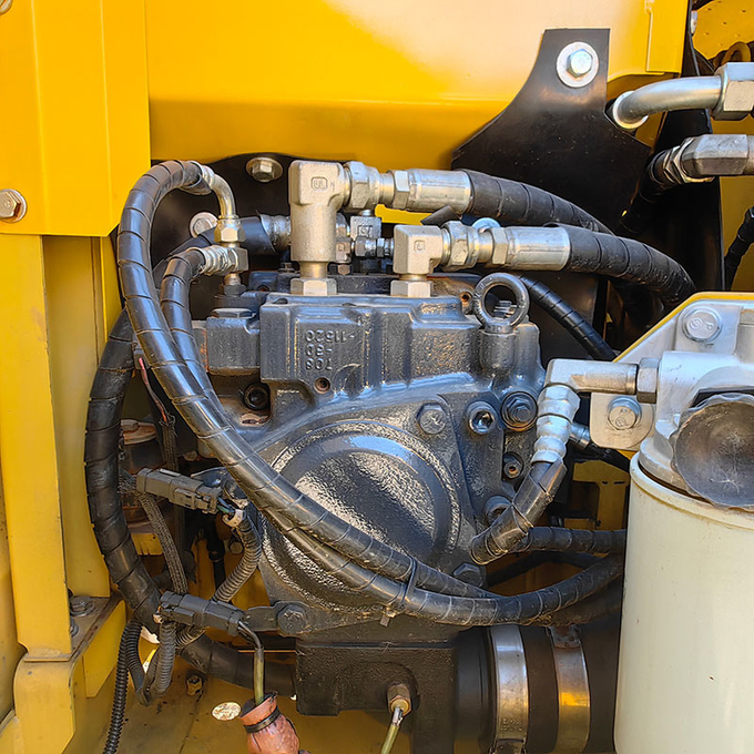 Komatsu PC110-8 Mini Used Excavator 65KW Rated Power 0.48m3 Bucket Capacity
