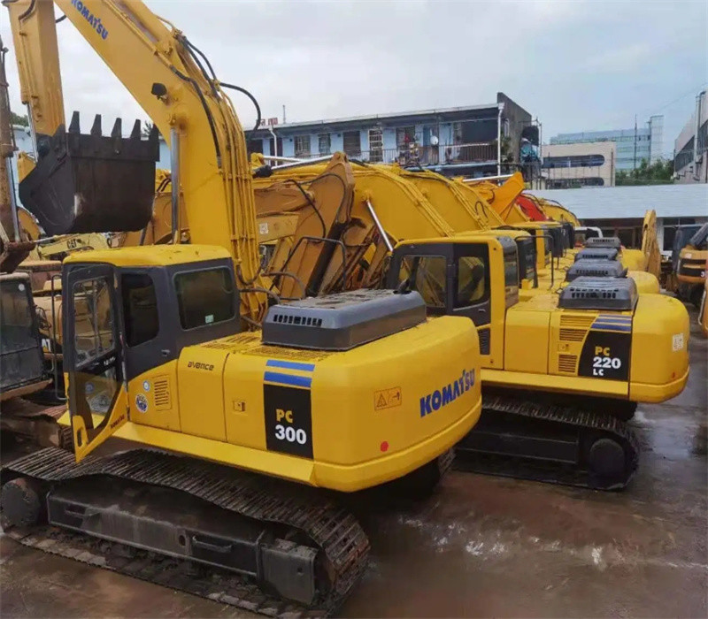Original Japanese Used Large Excavator Yellow Heavy Equipment Digger
