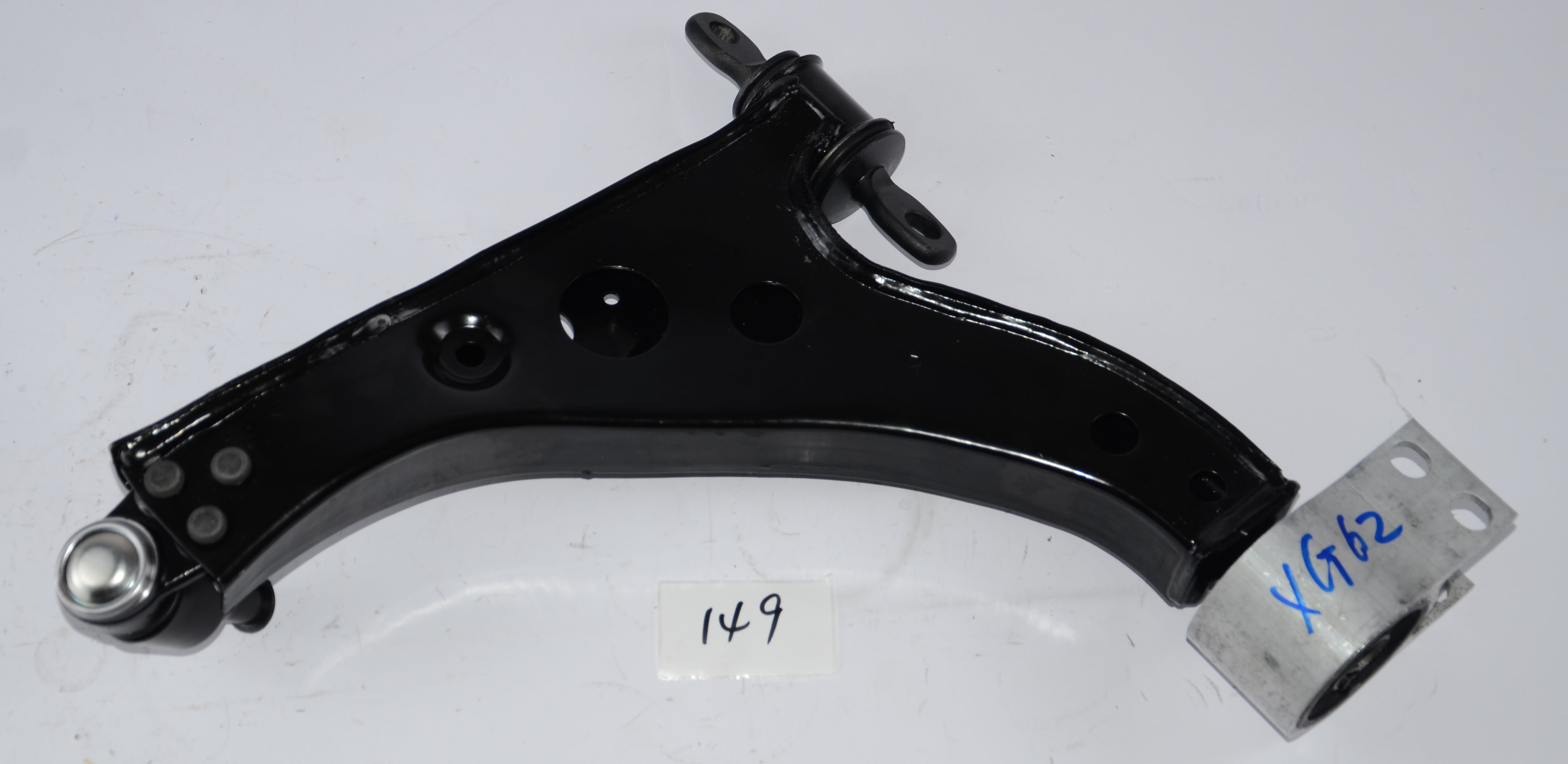 26227597 Car Front Lower Control Arm Right for Buick GL8 2011-2023 Benefit