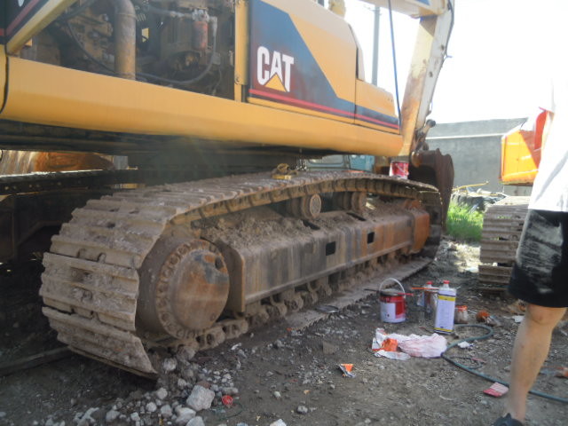 Secong Hand Crawler Hydraulic Excavator Caterpillar 325/325B 3 Years Warranty