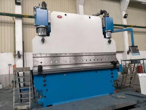 Buy cheap 1200T Heavy CNC Hydraulic Press Brake Machine process 12m steel Profile from wholesalers