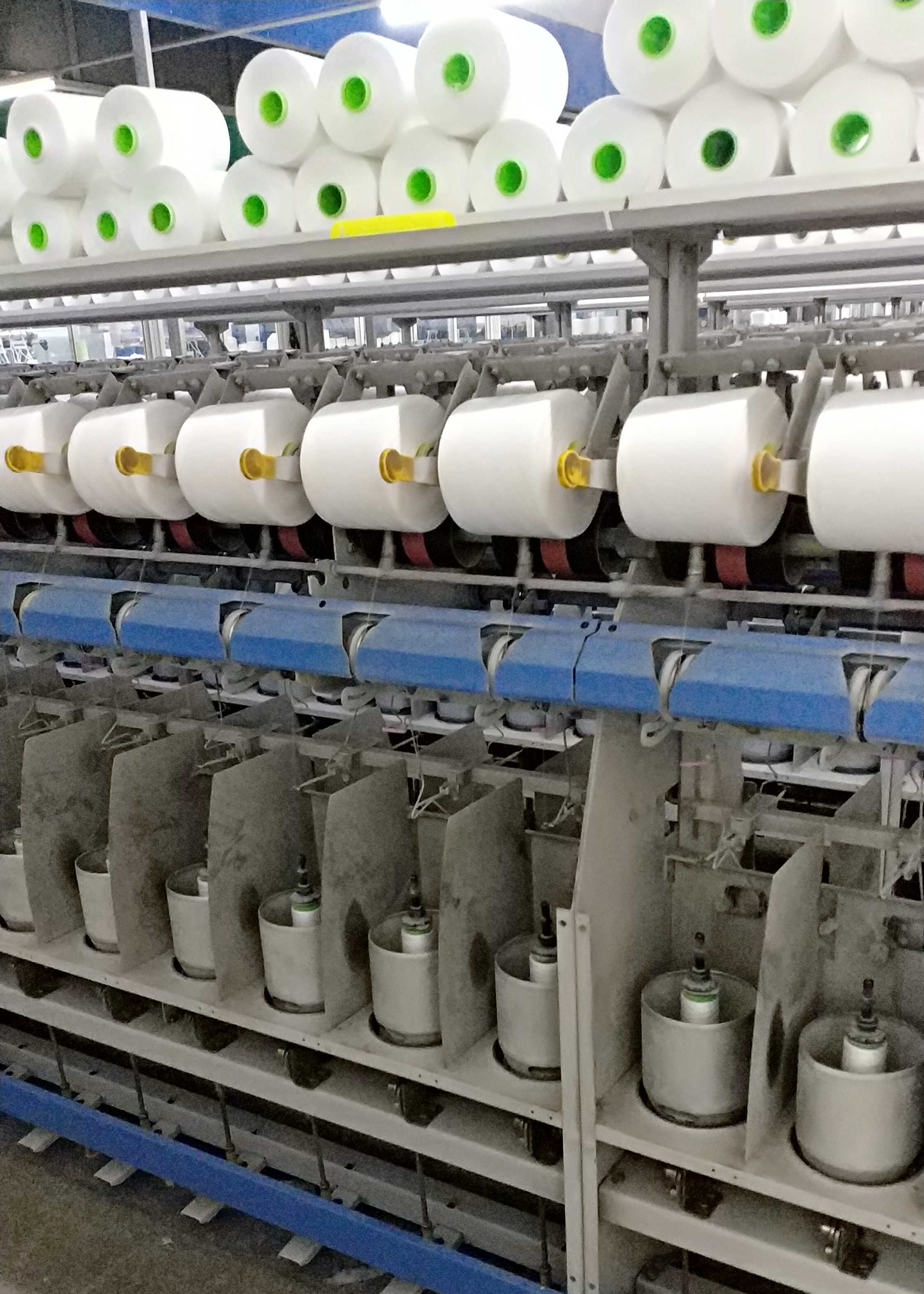 Free Samples Virgin Raw 100 Polyester Spun Yarn For Fashionable Dress