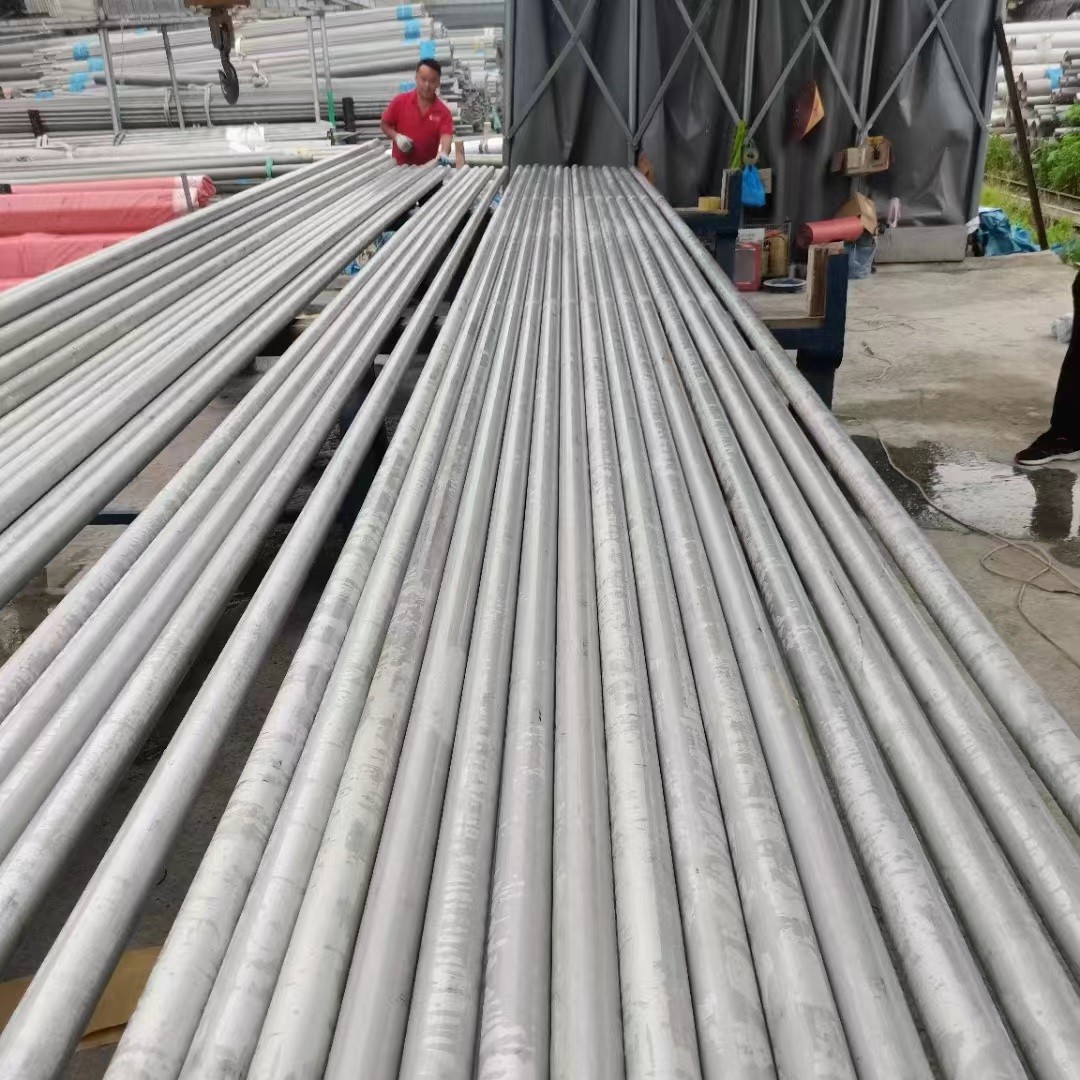 ASTM SA312 SA213 Stainless Steel Pipe Tube / Round Shape Stainless Steel Pipe in 5.8m 6m Length