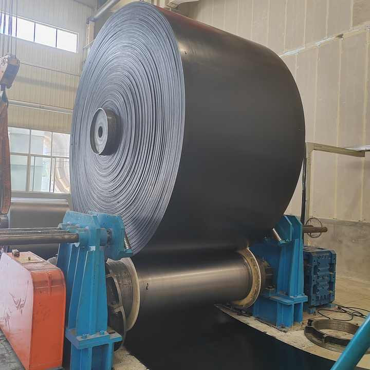 ST630/ST800 Electric Power Industry Conveyor Belt With Optimal Trough Forming