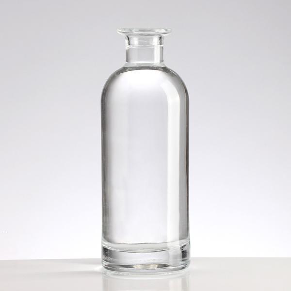 Buy cheap 200ml 375ml 500ml 700ml 750ml 1000ml OEM/ODM Welcome Glass Bottle for Gin Whiskey Liquor from wholesalers