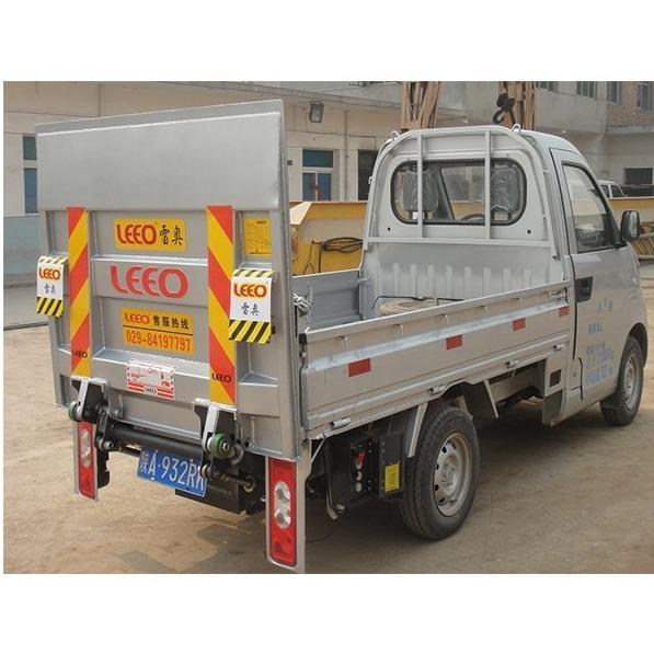 Buy cheap 24V 1 Tonne Tractor Trailer Liftgate 1.5KW Hydraulic Tail Lift Ramp For Cargo from wholesalers