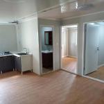 Steel Door 3 Bedroom Portable Homes Expandable Container House with Online