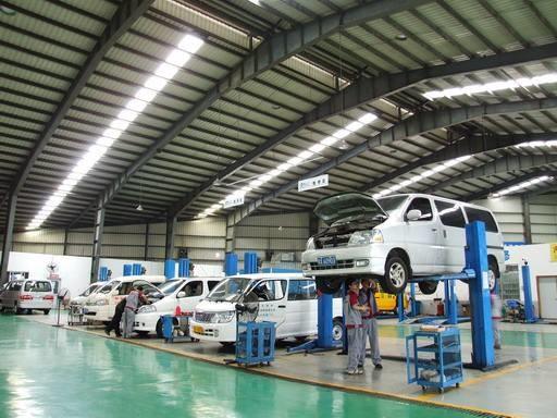 Buy cheap Car Repair Shops Steel Structure Workshop / Prefab Steel Buildings For Maintenance Workshop from wholesalers