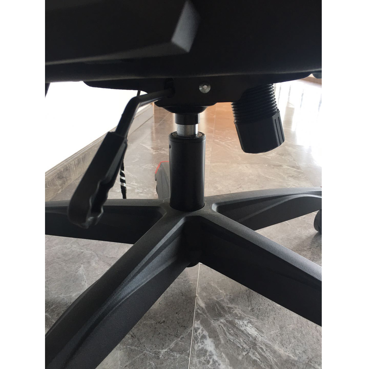 Industrial Style HCYZ RGB LED Light Computer Chair Executive Gaming Chair with PU Leather