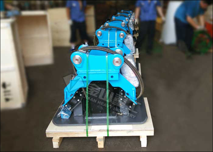 Durable Hydraulic Plate Compactor , Slope Plate Compactor For Excavator