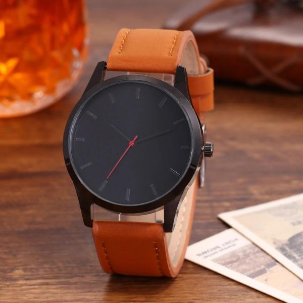 Buy cheap Personalized Watches For Men leather Band 52g Weight Round Crown type from wholesalers