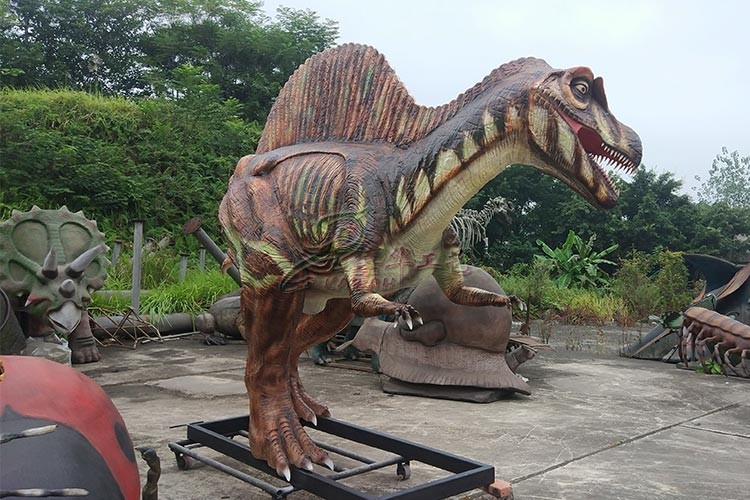 Sun Proof Life Size Dinosaur Statue Spinosaurus Dinosaur Lawn Sculpture