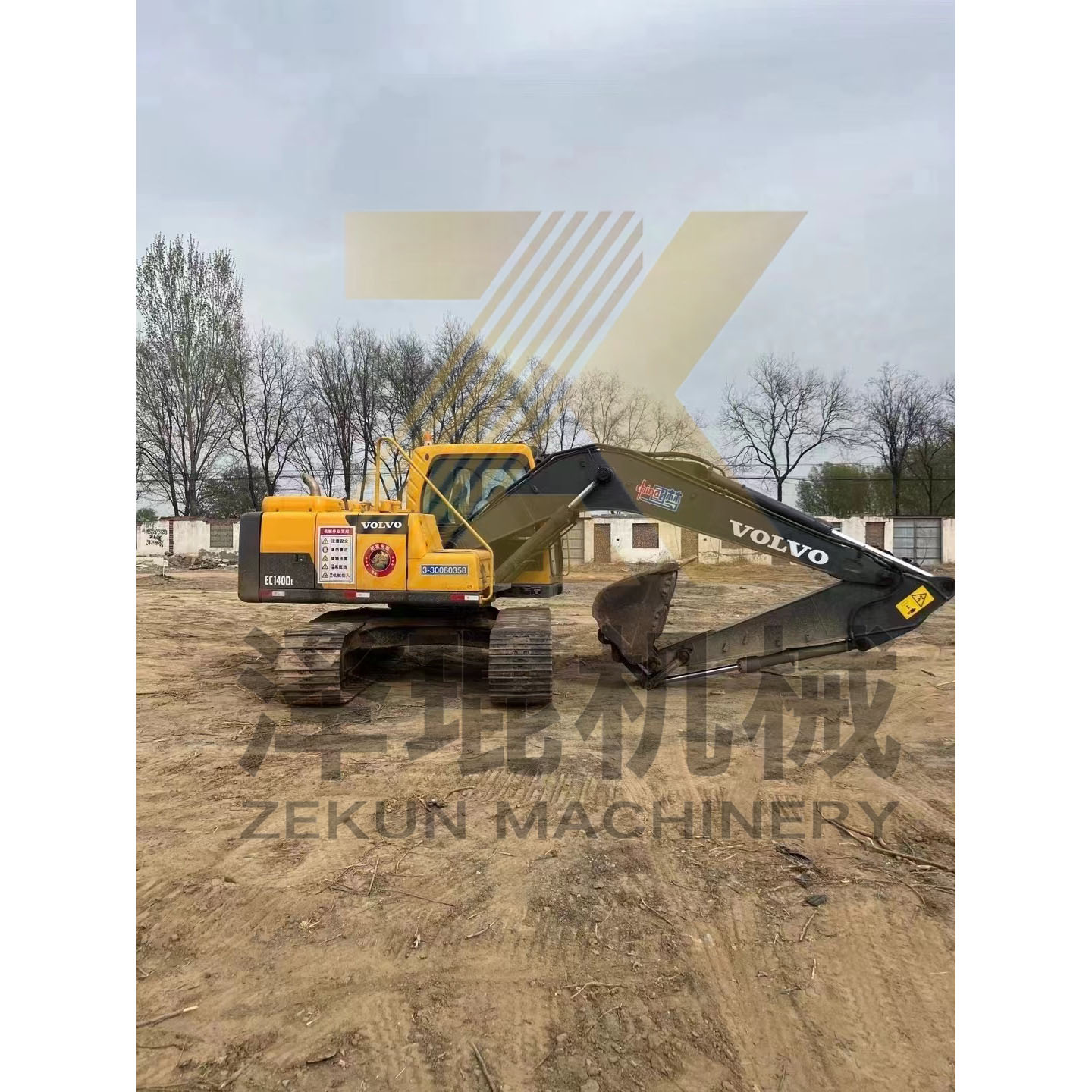 Earth Moving Machinery Used Volvo EC140 Excavator with in by Other Hydraulic Valve