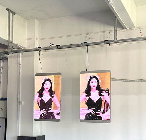Smart LED Signs: Modern Displays for Bars, DJs, and Stores!