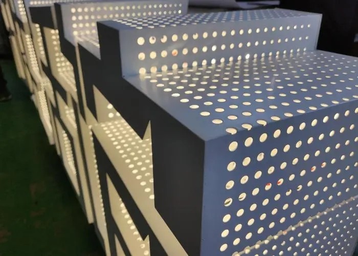 304 316 Decorative Perforated Stainless Steel Sheet Metal Ceilings Screens Filter 0.3mm