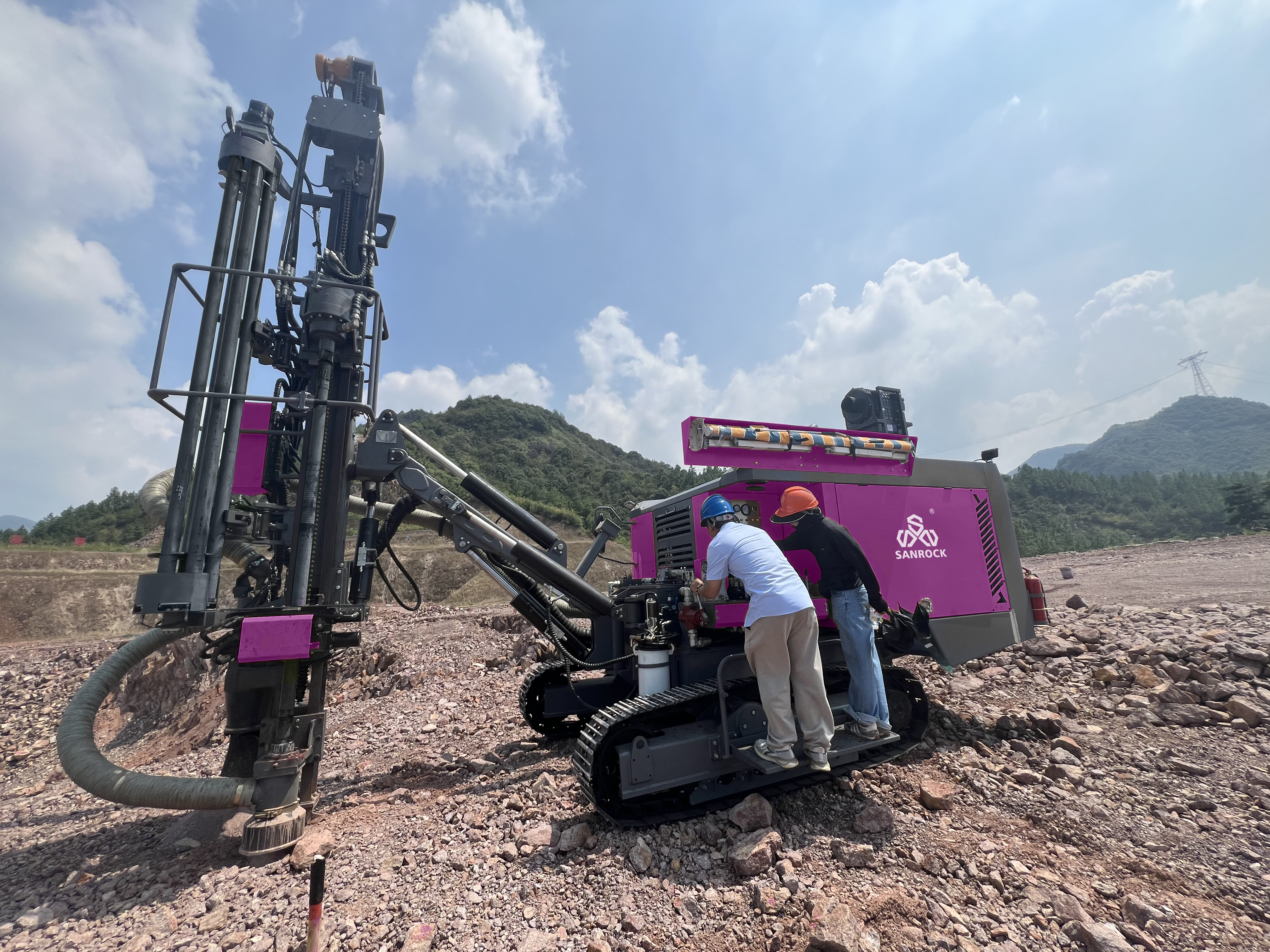 Automatic Mining Drilling Rig Hydraulic Drilling Rig Crawler DTH Drilling Machine