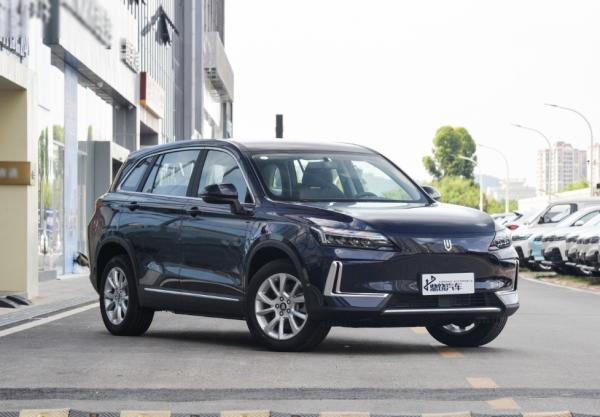Buy cheap Customizable Fashion Personalized Electric Vehicle Car Skywell ET5 Adult Personal Manufacturer EV Car from wholesalers