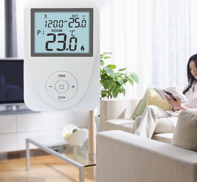 LCD 24Vac Digital Wired 7 Day Programmable Thermostat For Temperature Control