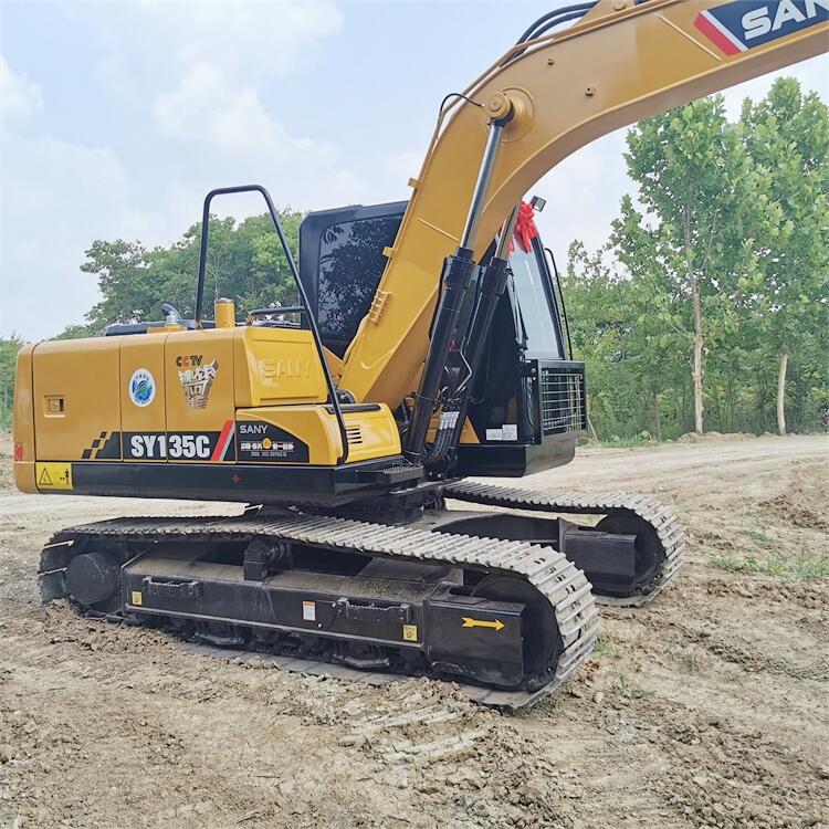 Sell Sany SY 135 Excavator with 13000 KG Machine Weight and 0.53 m3 Bucket Capacity