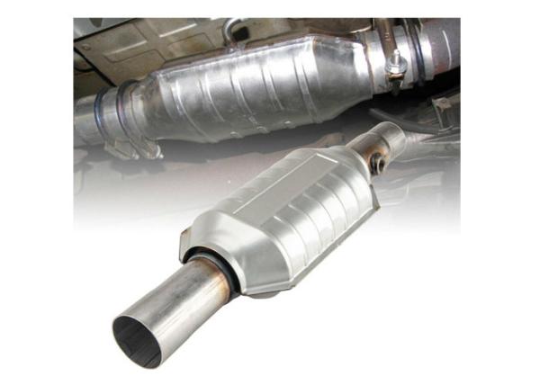 Buy cheap 1996-2000 Rear Grand Cherokee Jeep Catalytic Converter 2.5L 4.0L 5.2L from wholesalers