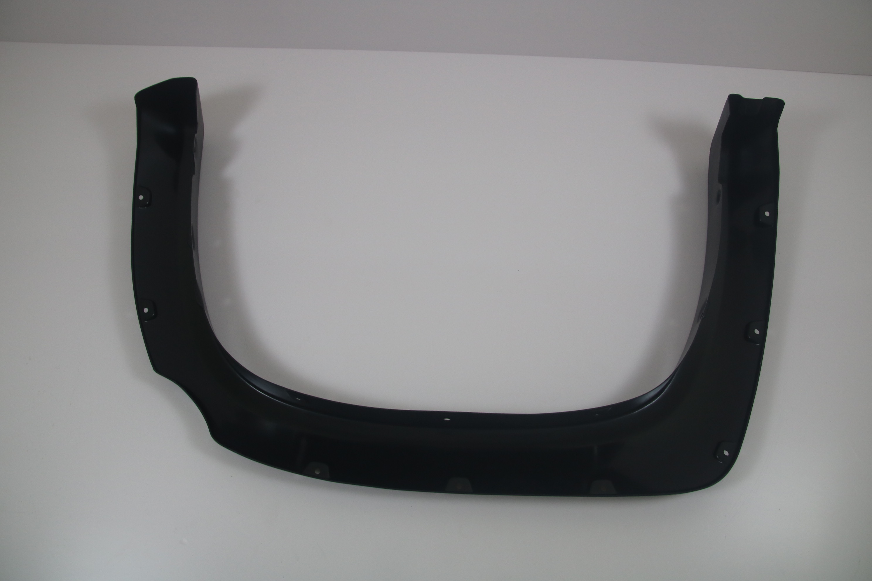 Custom Auto Roof Automotive Plastic Products Auto Spare Parts Bumpers Vacuum Forming Service within 32 Years Experience
