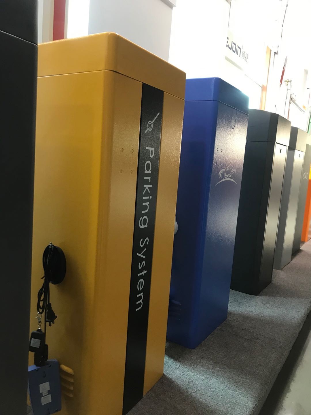 Access Control DC24V 120W Vehicle Parking Barrier Gate SGS