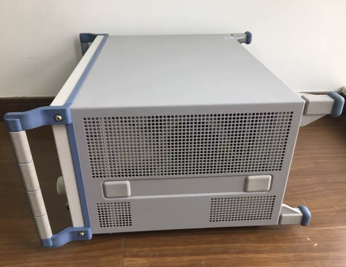 Rohde And Schwarz ZVB4 VNA Network Analyzer Multipurpose Benchtop 2 ports
