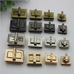 Good price zinc alloy multi-color leather handbags fittings metal turn lock