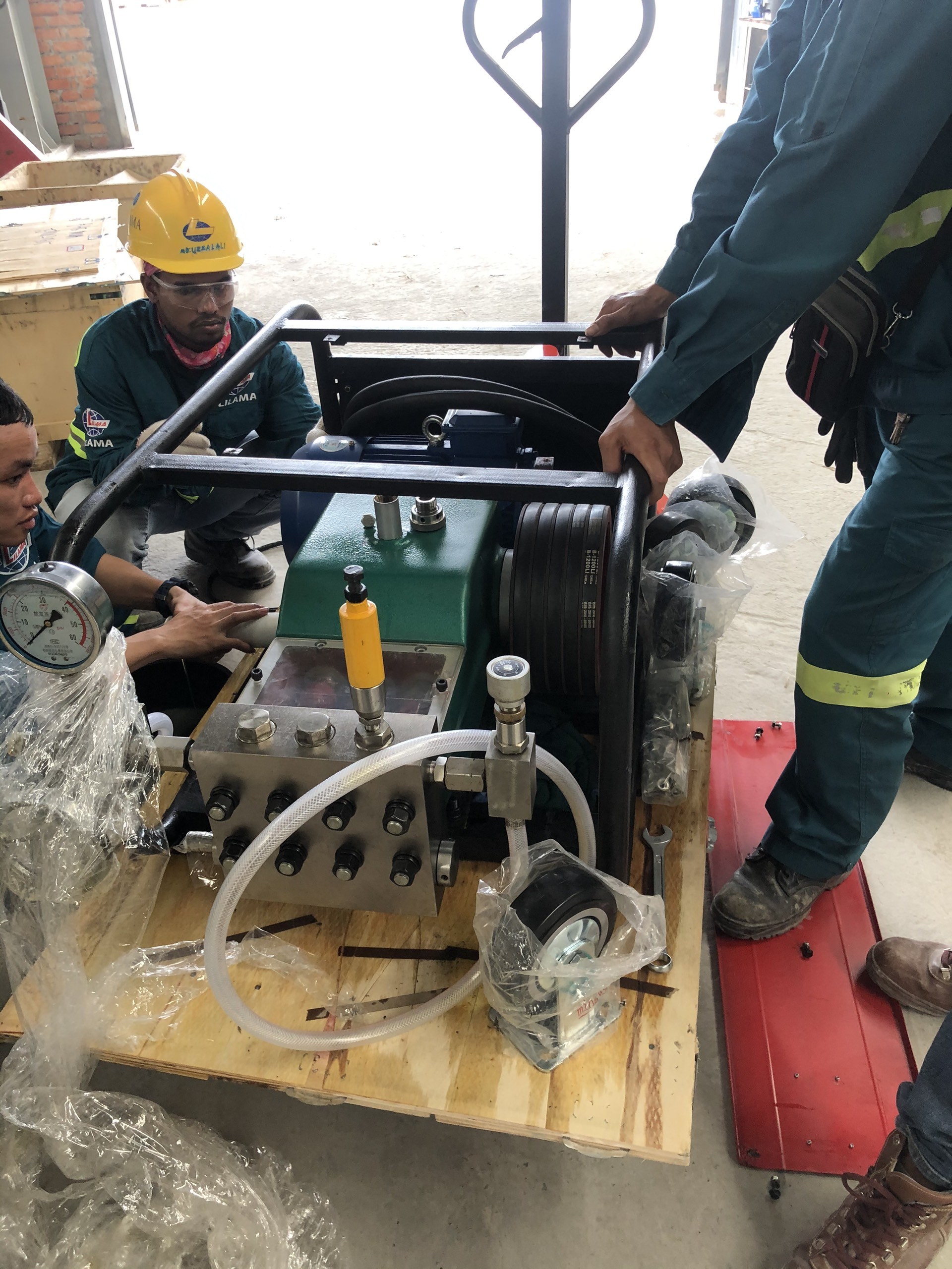 1100bar High Pressure Water Blasting Machine Jet Cleaning Machine